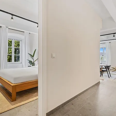 Clausen Hideaway Modern * Люксембург