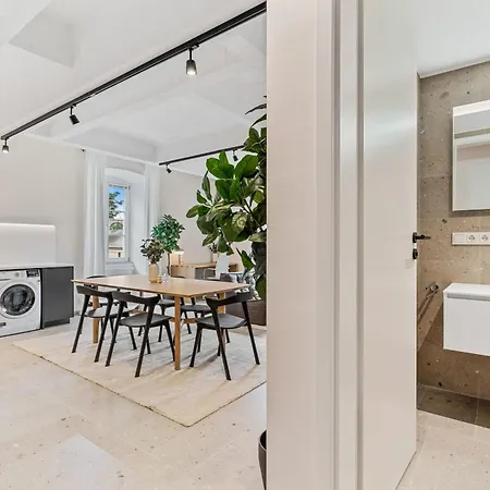 شقة Clausen Hideaway Modern *